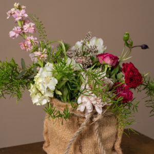 Alternative view of Saco floral